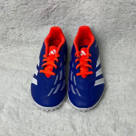 Turfy Adidas Predator
