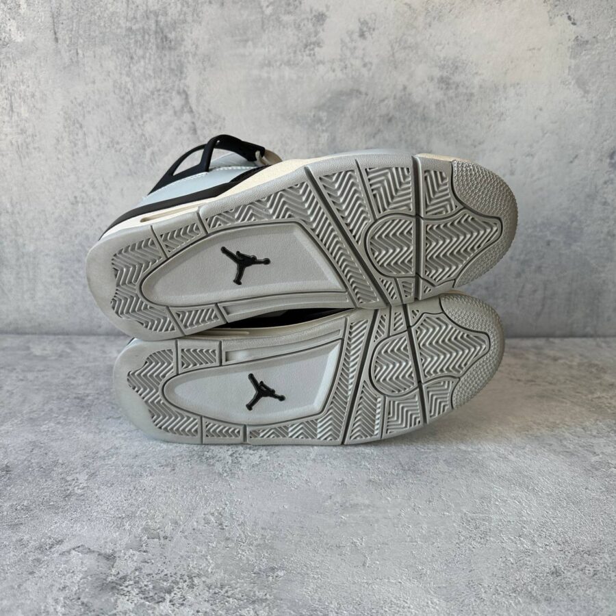Jordan 4 Retro Platinum Gold (GS) Size EU 40