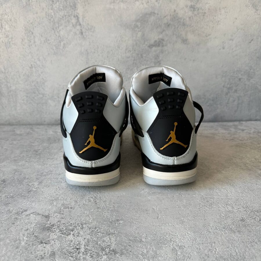 Jordan 4 Retro Platinum Gold (GS) Size EU 40 - Image 6