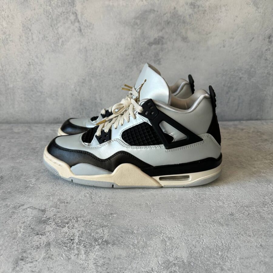 Jordan 4 Retro Platinum Gold (GS) Size EU 40 - Image 3