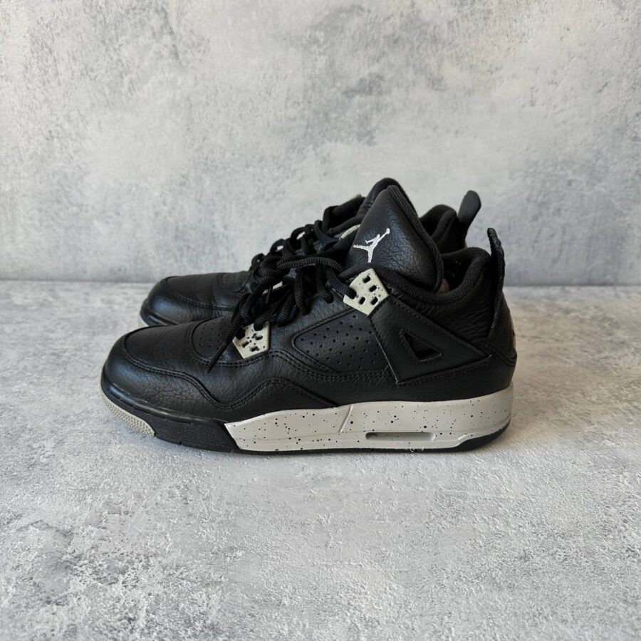 Nike Air Jordan 4 Retro Oreo Size EU 38.5 - Image 3