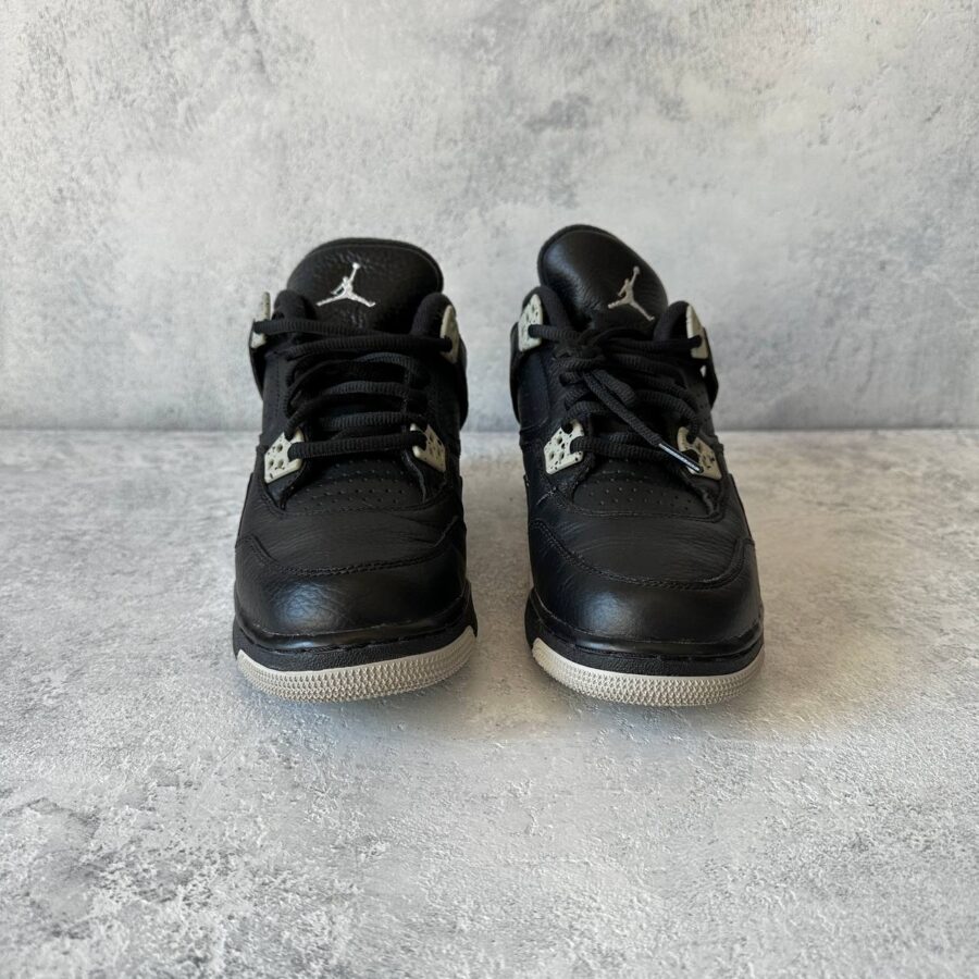 Nike Air Jordan 4 Retro Oreo Size EU 38.5 - Image 4
