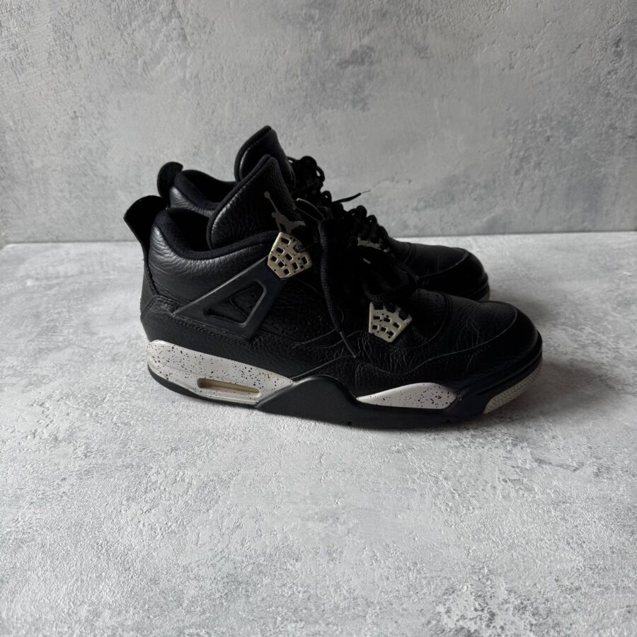 Nike Air Jordan 4 Retro Oreo Size EU 42 - Image 2
