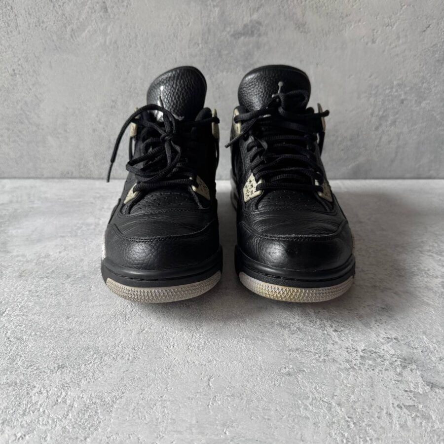 Nike Air Jordan 4 Retro Oreo Size EU 42 - Image 4